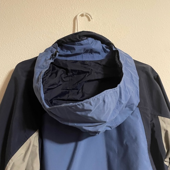 Columbia windbreaker - Picture 10 of 12